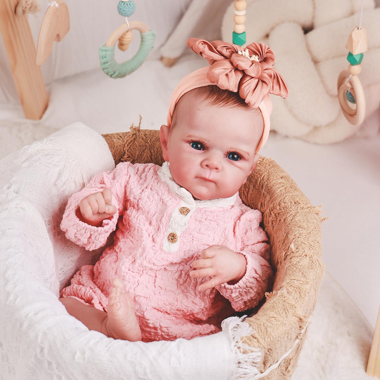 HOOMAI Realistic Reborn Baby Dolls Lifelike 20 Inches Life-like Newborn Silicone Girl Dolls Soft Cloth Body with Feeding Accessories Gift Box for Kids Age 3+
