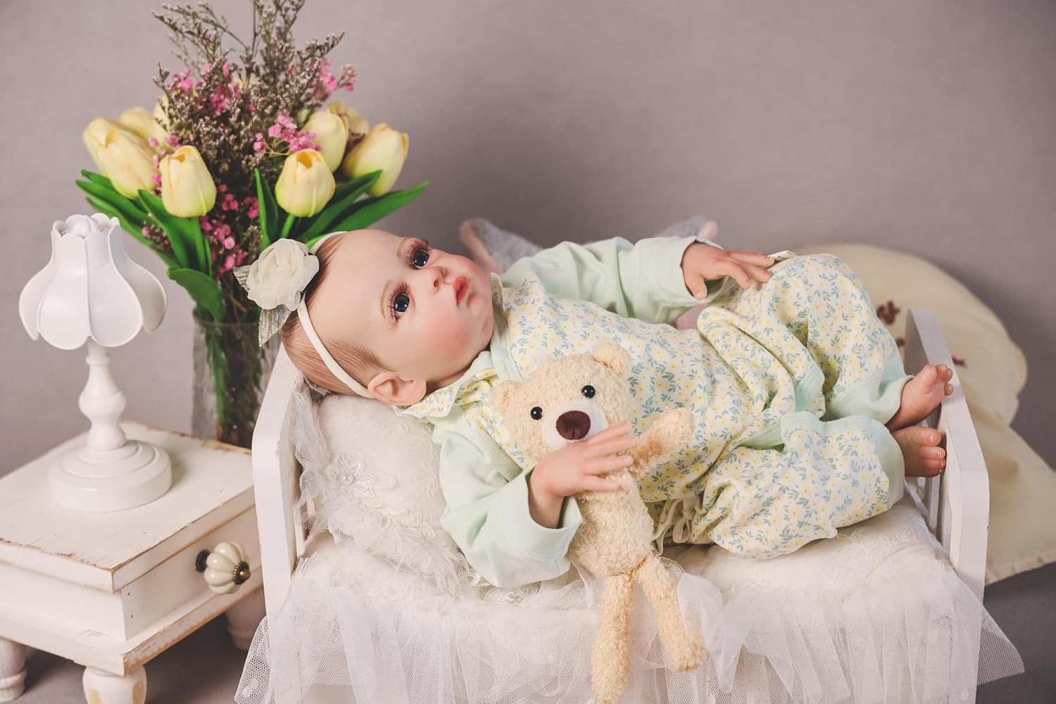 HOOMAI Realistic Reborn Baby Dolls Realistic 18" Newborn Girl Silicone Dolls Soft Cloth Body with Feeding Accessories Gift Box for Kids Age 3+
